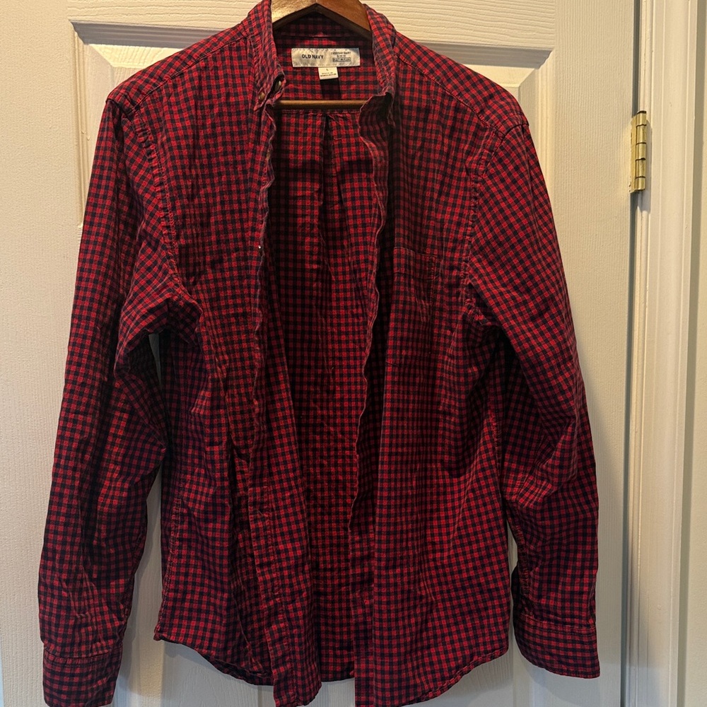 Old Navy Red and Black Checkered Casual Button Down Shirt